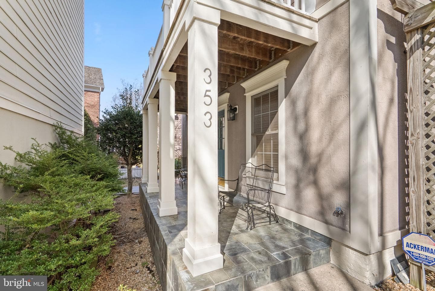 353 Alfandre Mews photo 3