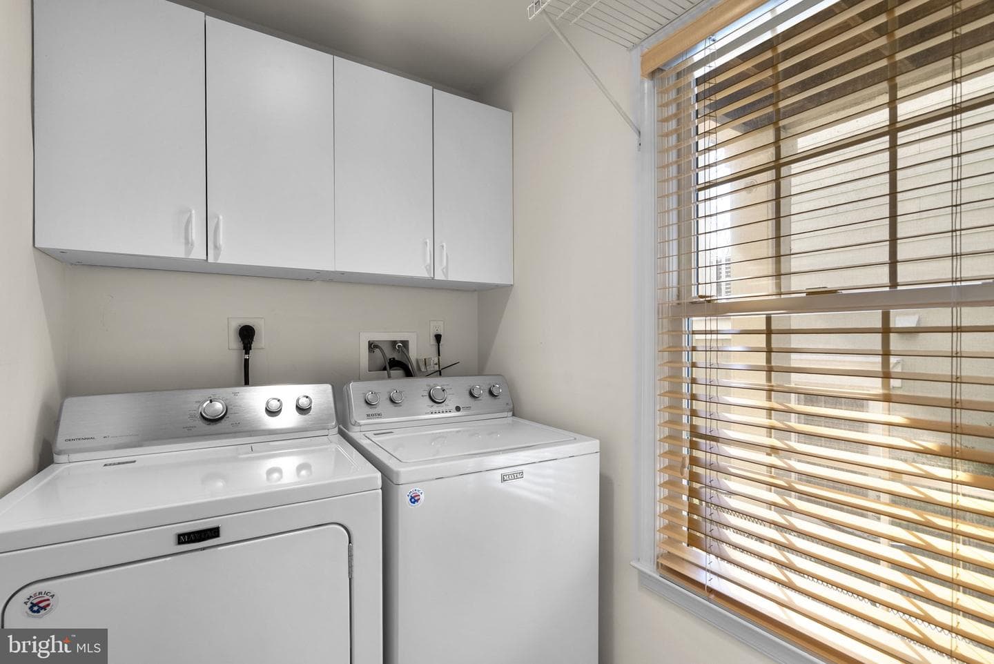 353 Alfandre Mews photo 36