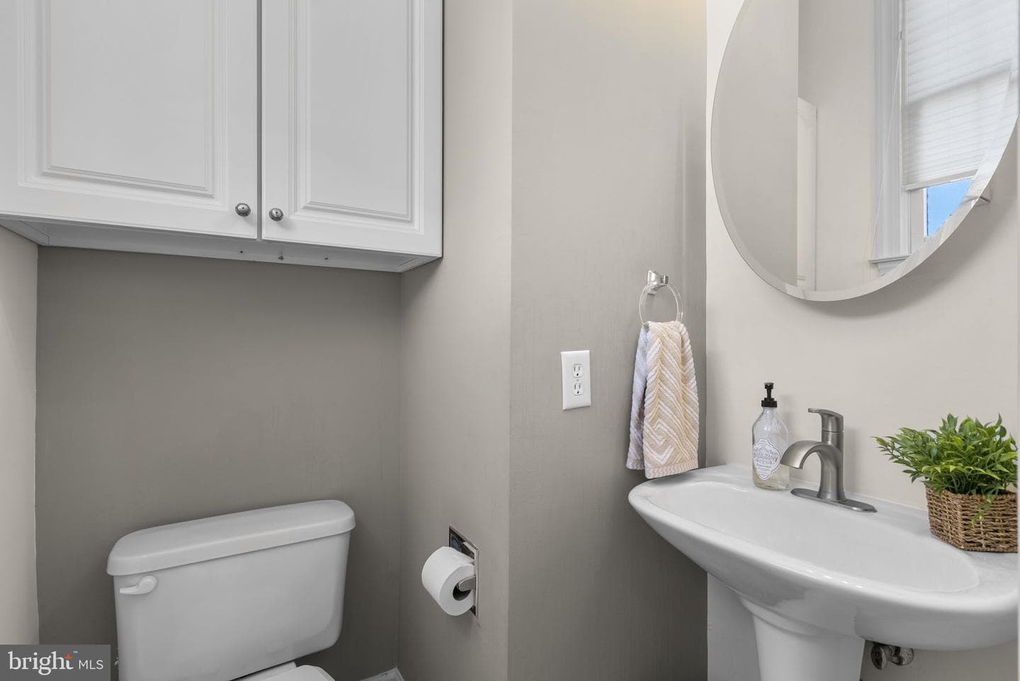 353 Alfandre Mews photo 6