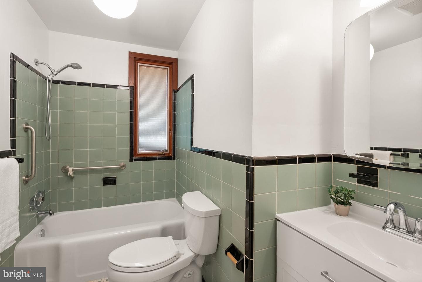 5927 Onondaga Road photo 28