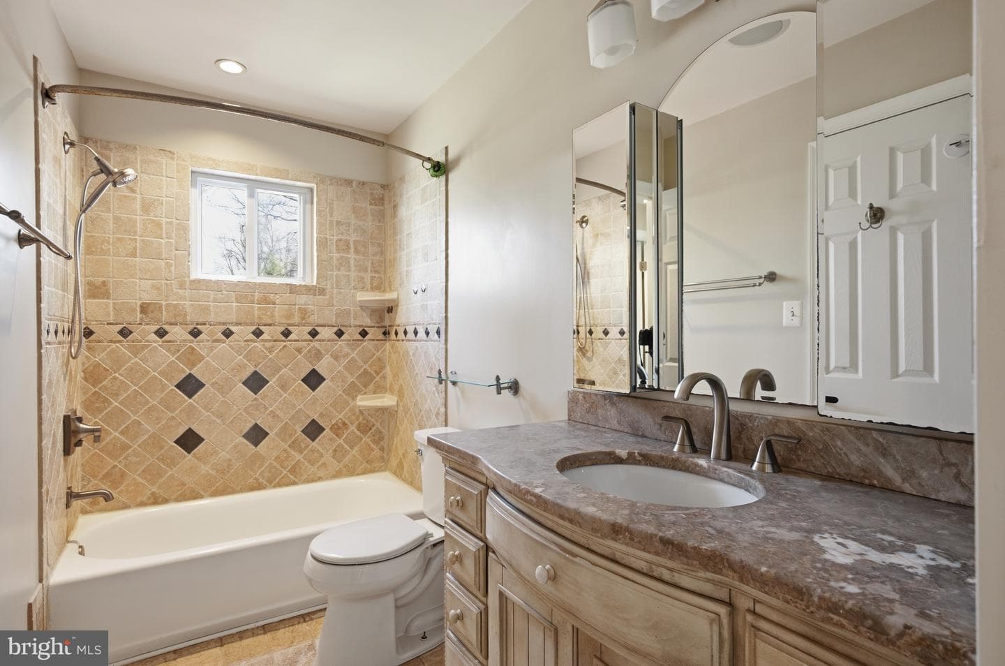 124 Woodland Road photo 26