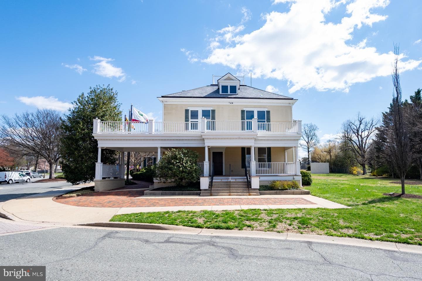 124 Woodland Road photo 73