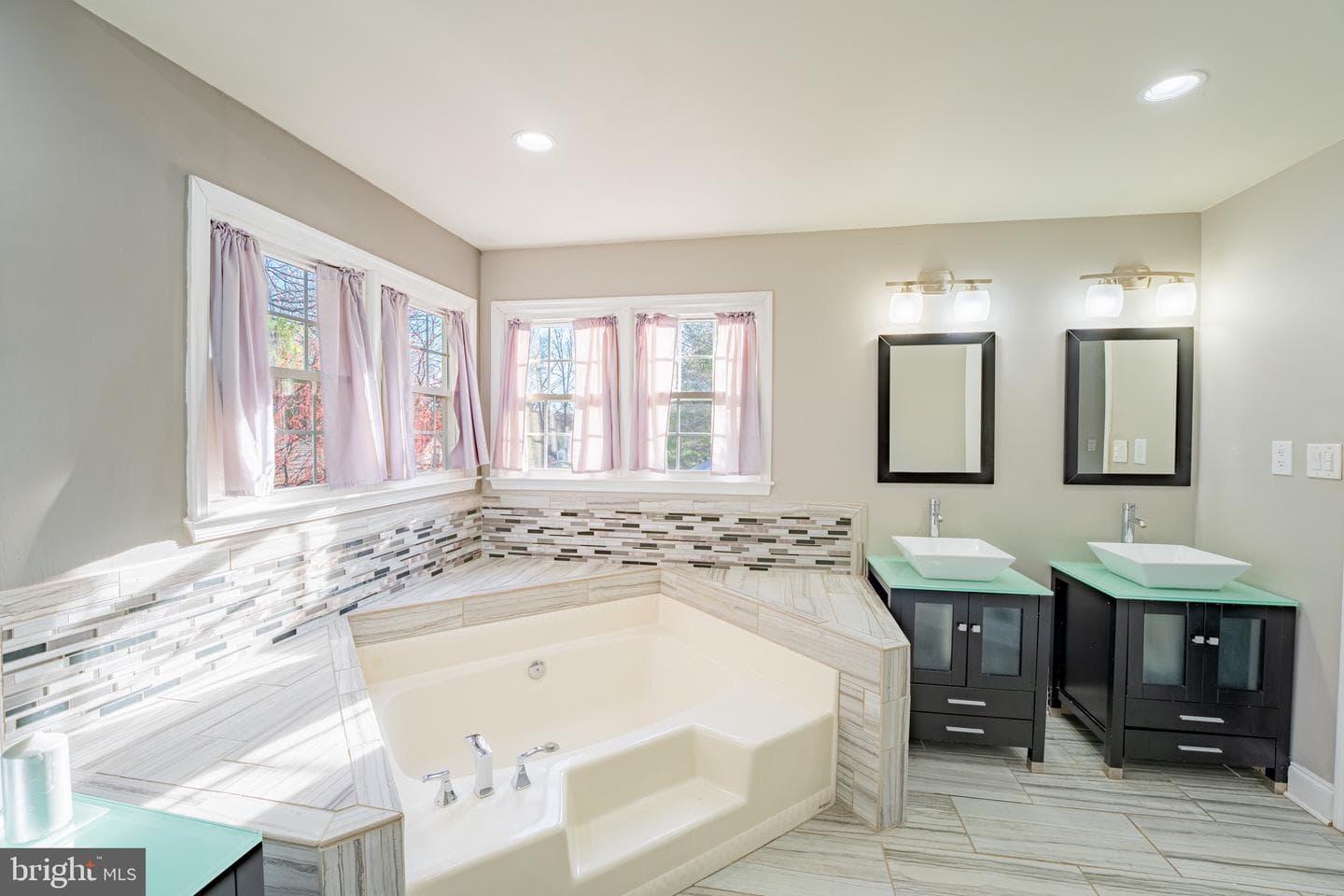 531 Norcross Way photo 25