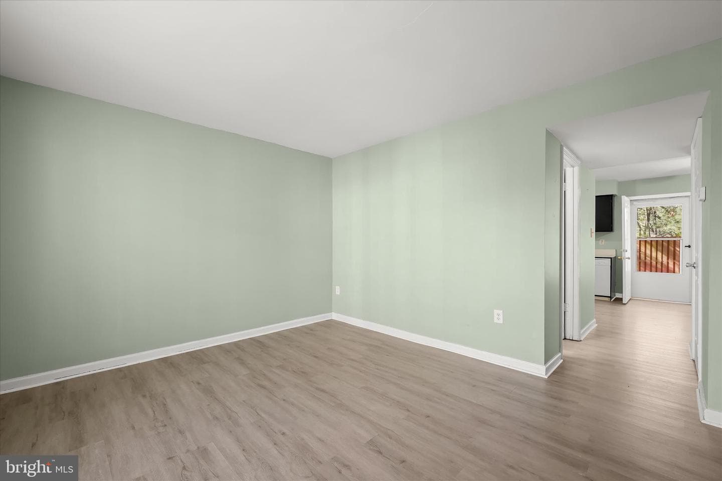 11112 Black Forest Way photo 9