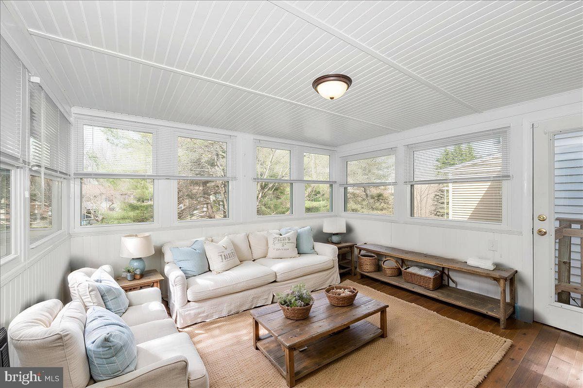 24224 Newbury Road photo 22