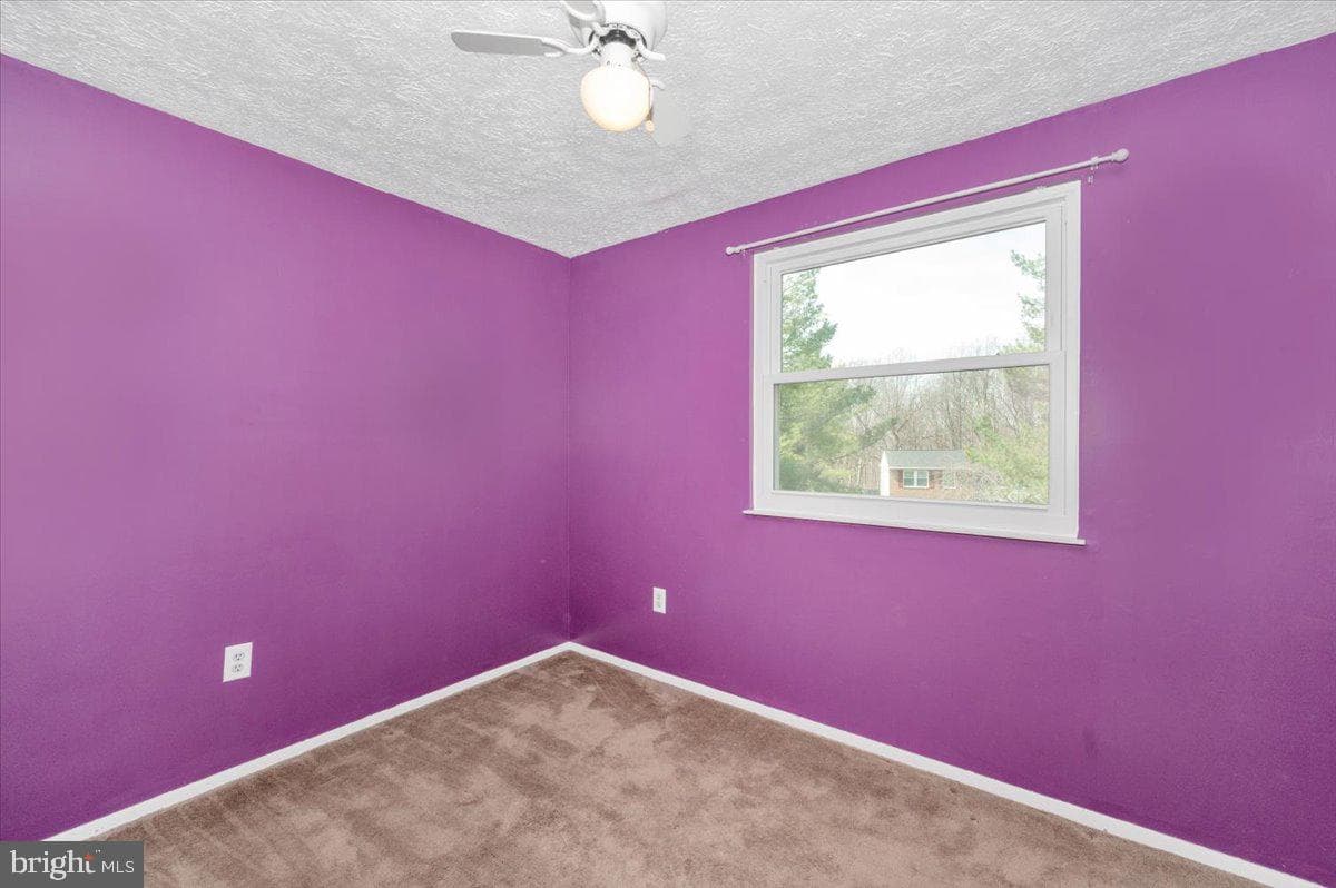 24224 Newbury Road photo 35