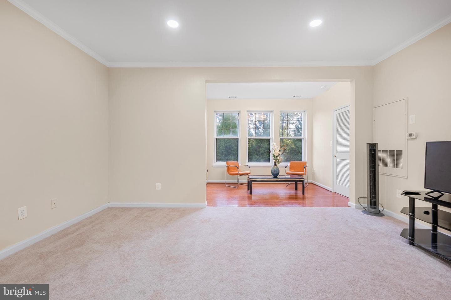 300 High Gables Drive #305 photo 14