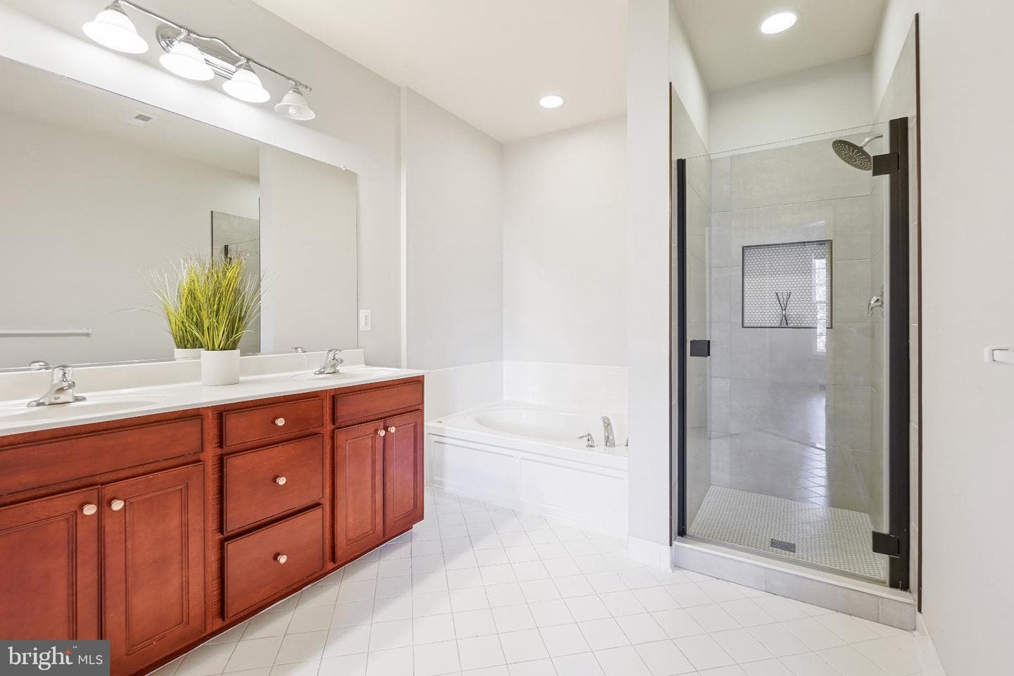 442 Whetstone Glen Street photo 32