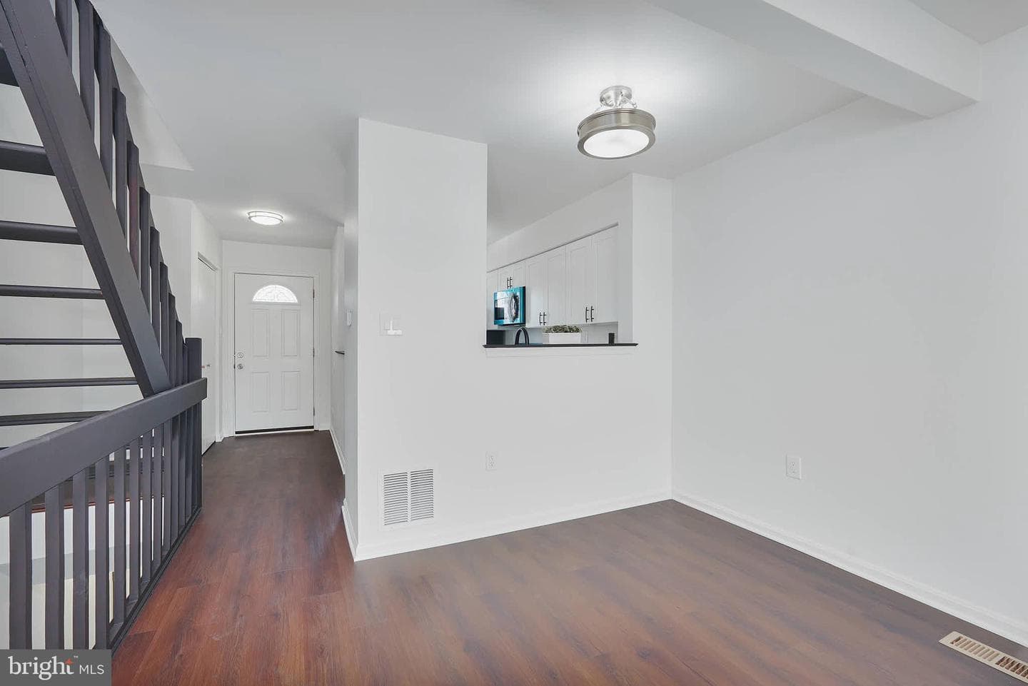 3034 Shepperton Terrace photo 12