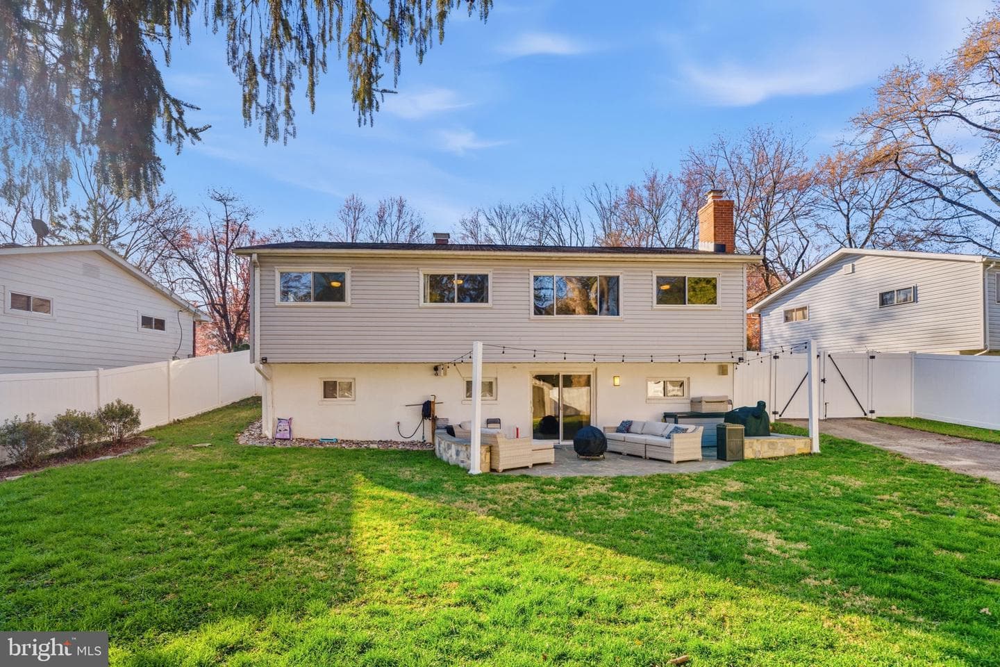 5609 Pier Drive photo 46