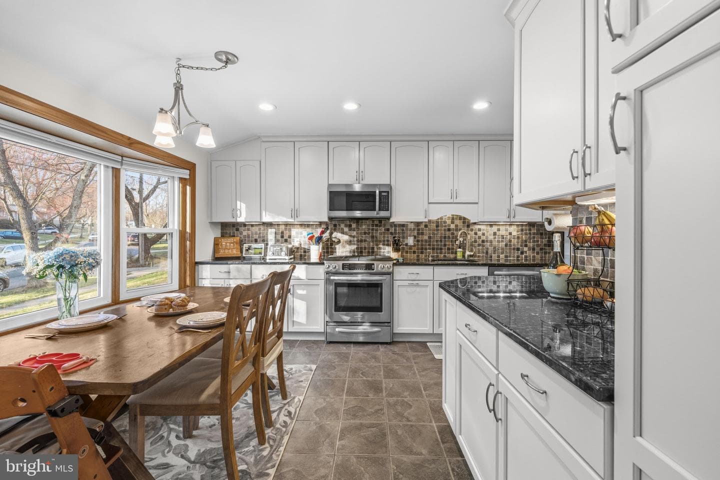 5609 Pier Drive photo 7
