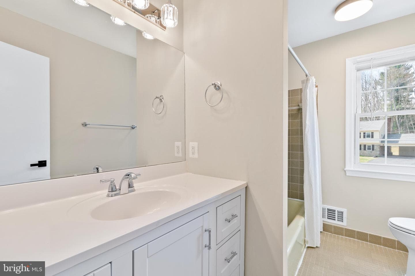 13605 Stoner Drive photo 27