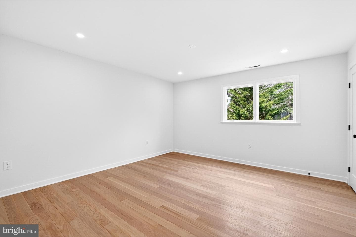 7126 Darby Road photo 48