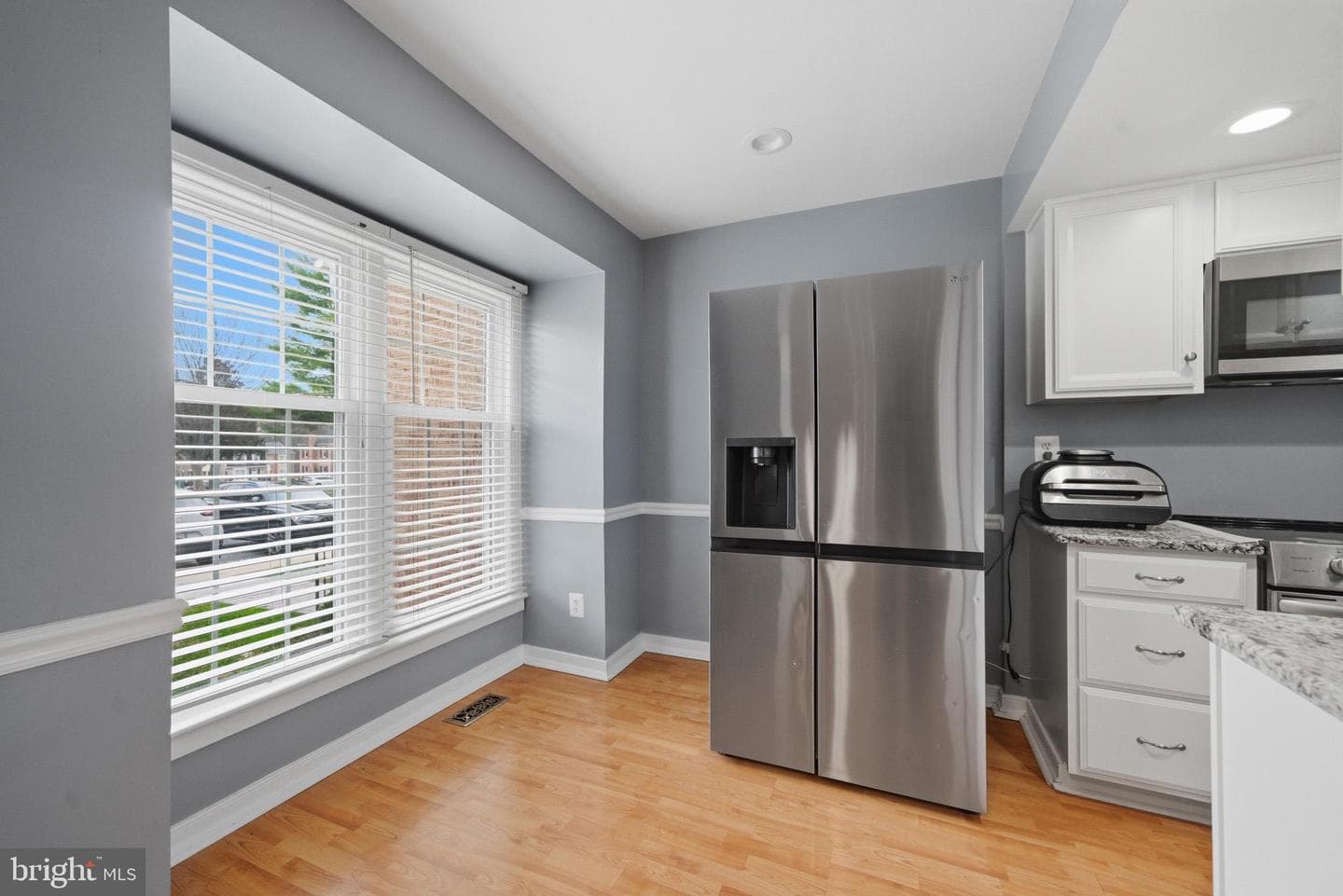 10025 Maple Leaf Drive photo 10