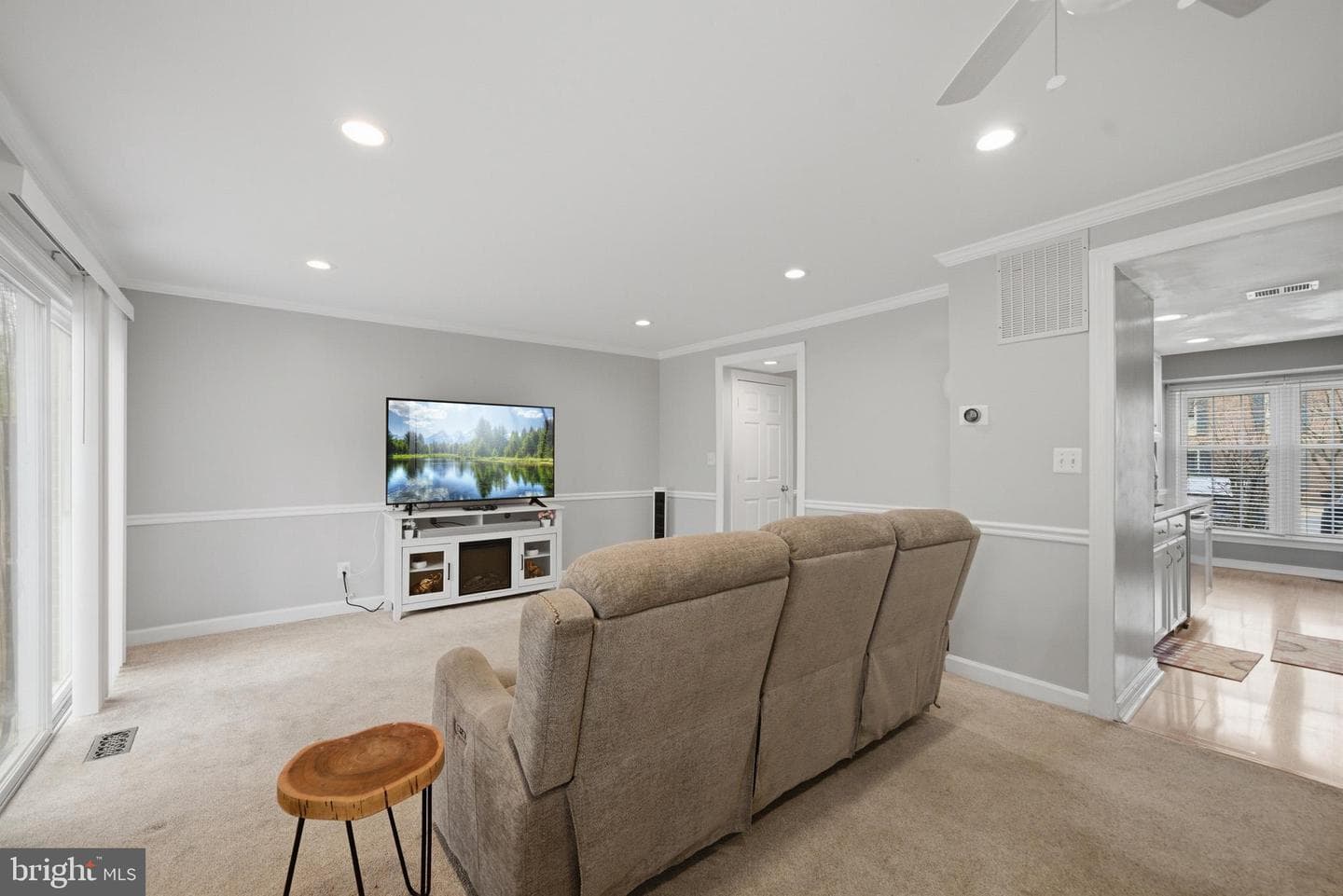 10025 Maple Leaf Drive photo 14