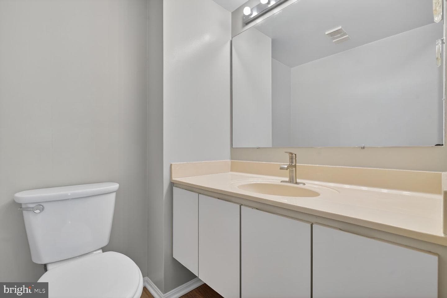 15115 Interlachen Drive #3-521 photo 14