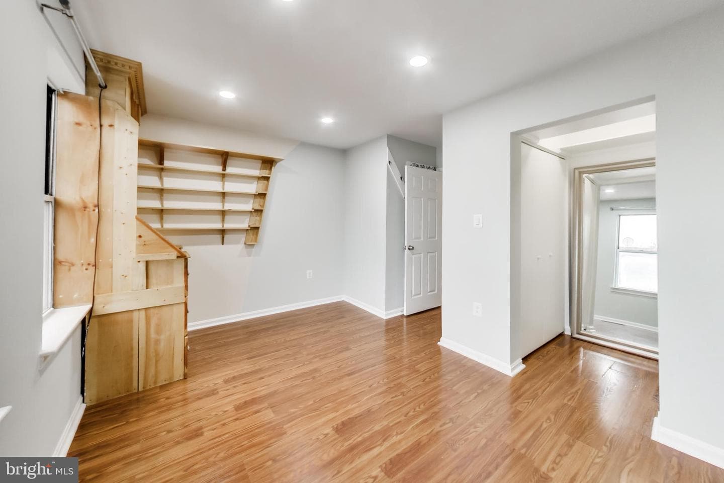2907 Lisage Way photo 14