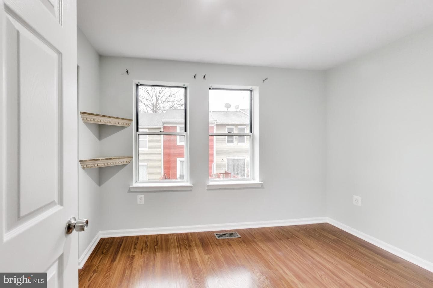 2907 Lisage Way photo 16