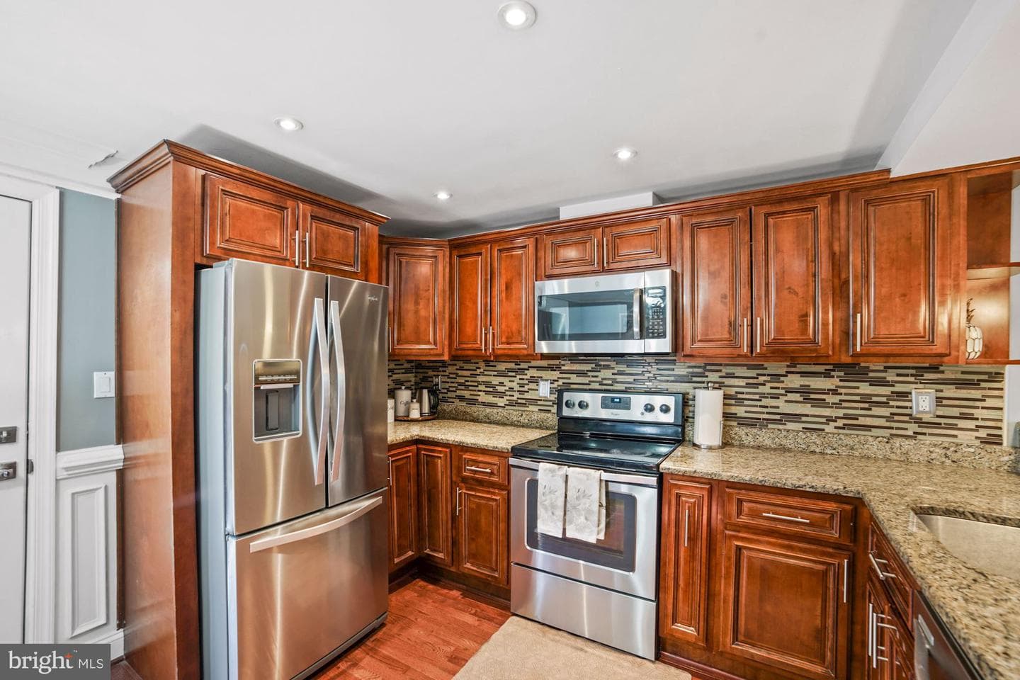 9508 Dunbrook Court photo 4