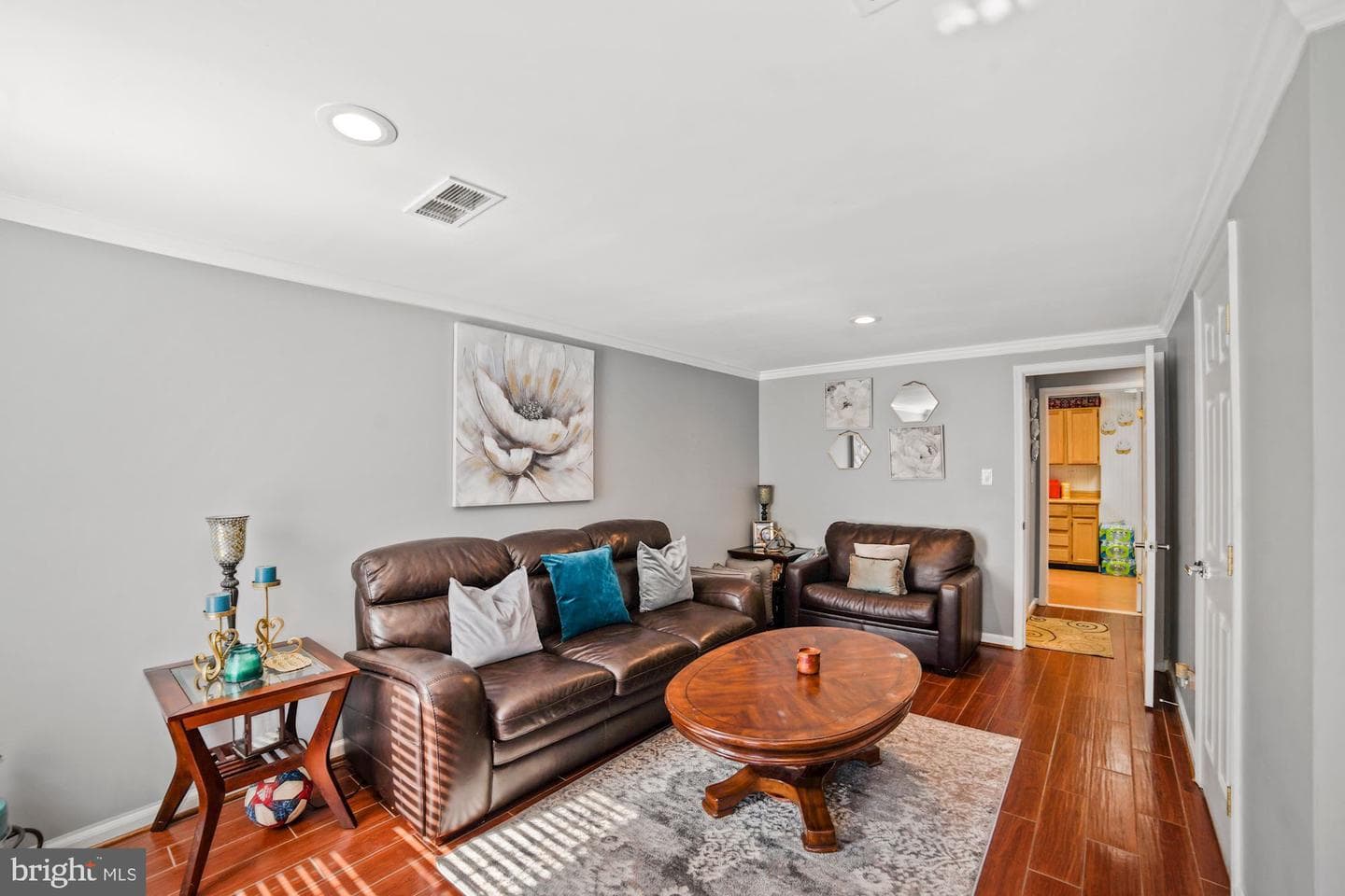 9508 Dunbrook Court photo 7