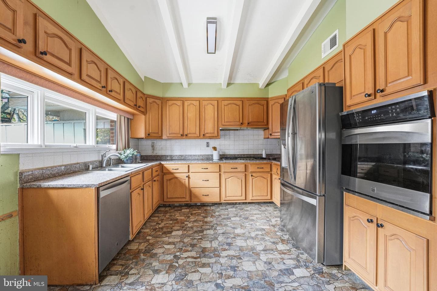700 Greyrock Drive photo 11