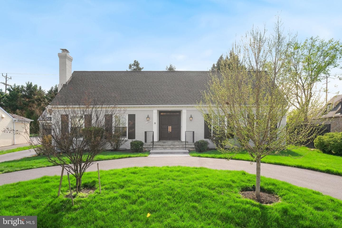 11005 Luxmanor Road photo 2