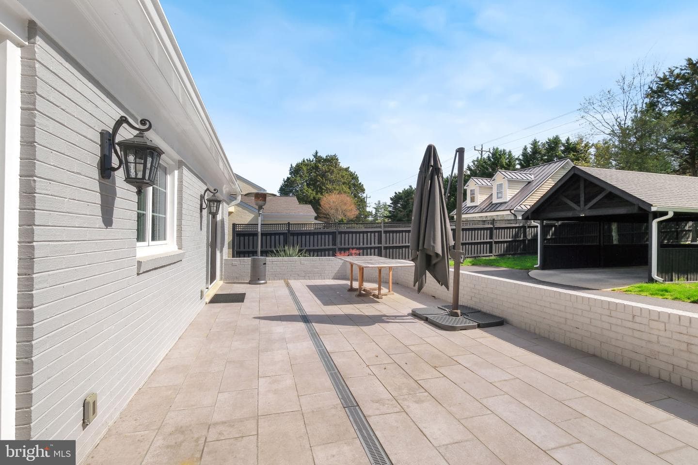 11005 Luxmanor Road photo 35