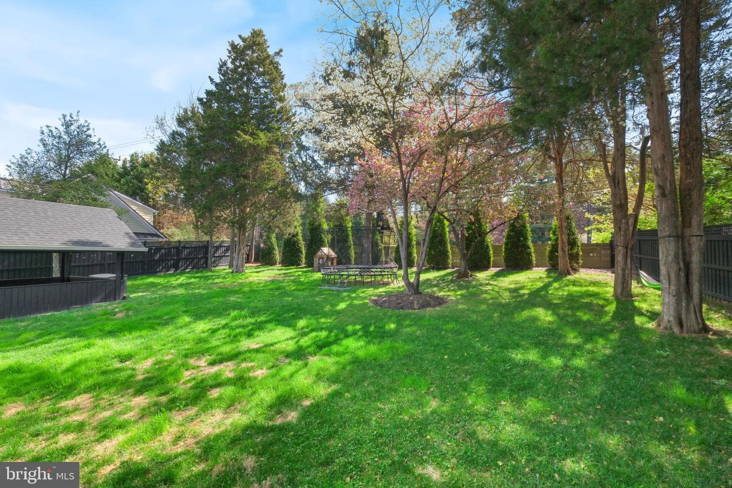 11005 Luxmanor Road photo 40