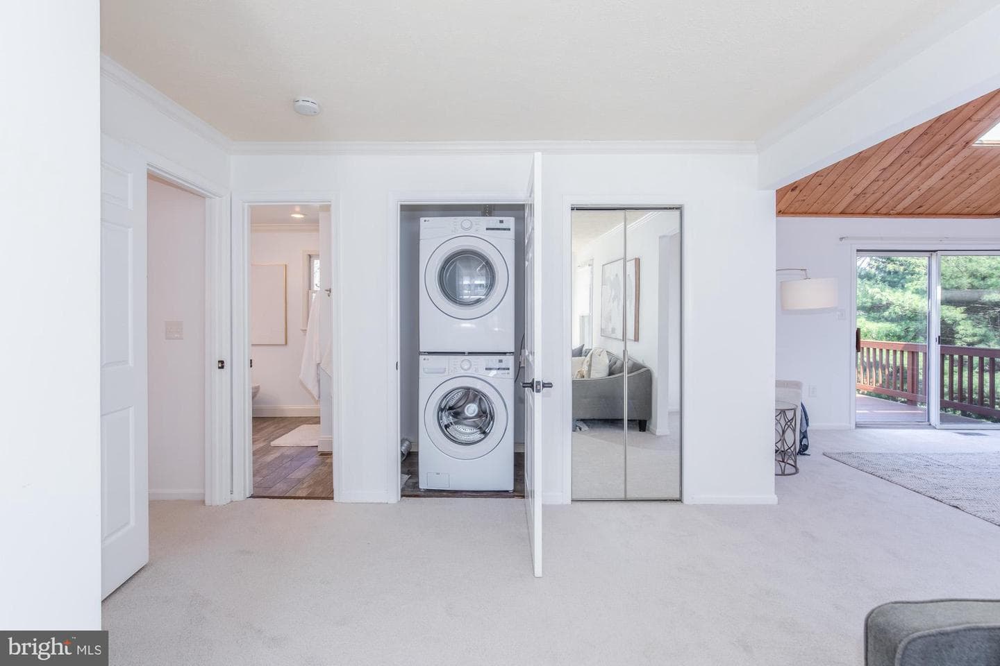 16217 Whitehaven Road photo 33