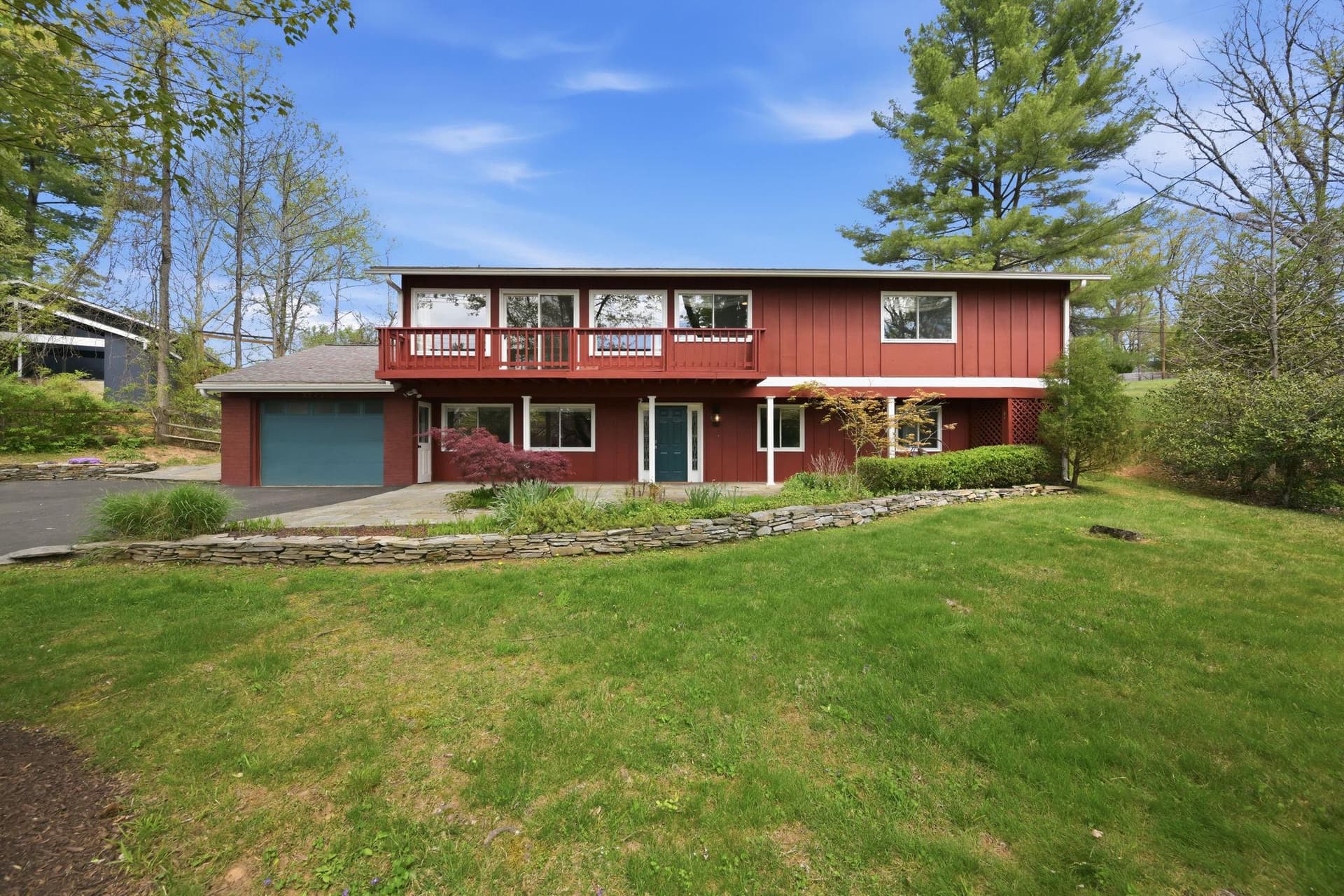 9825 Betteker Lane photo 4