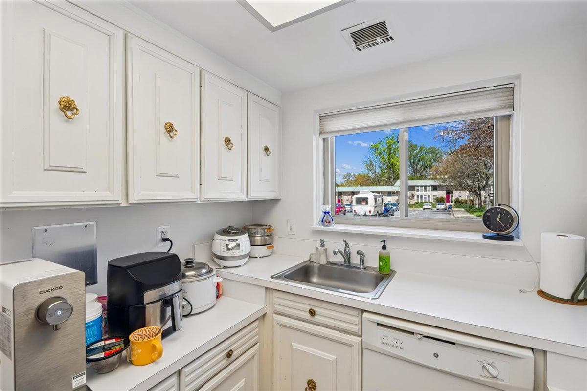 3411 S Leisure World Blvd # 90-E photo 9