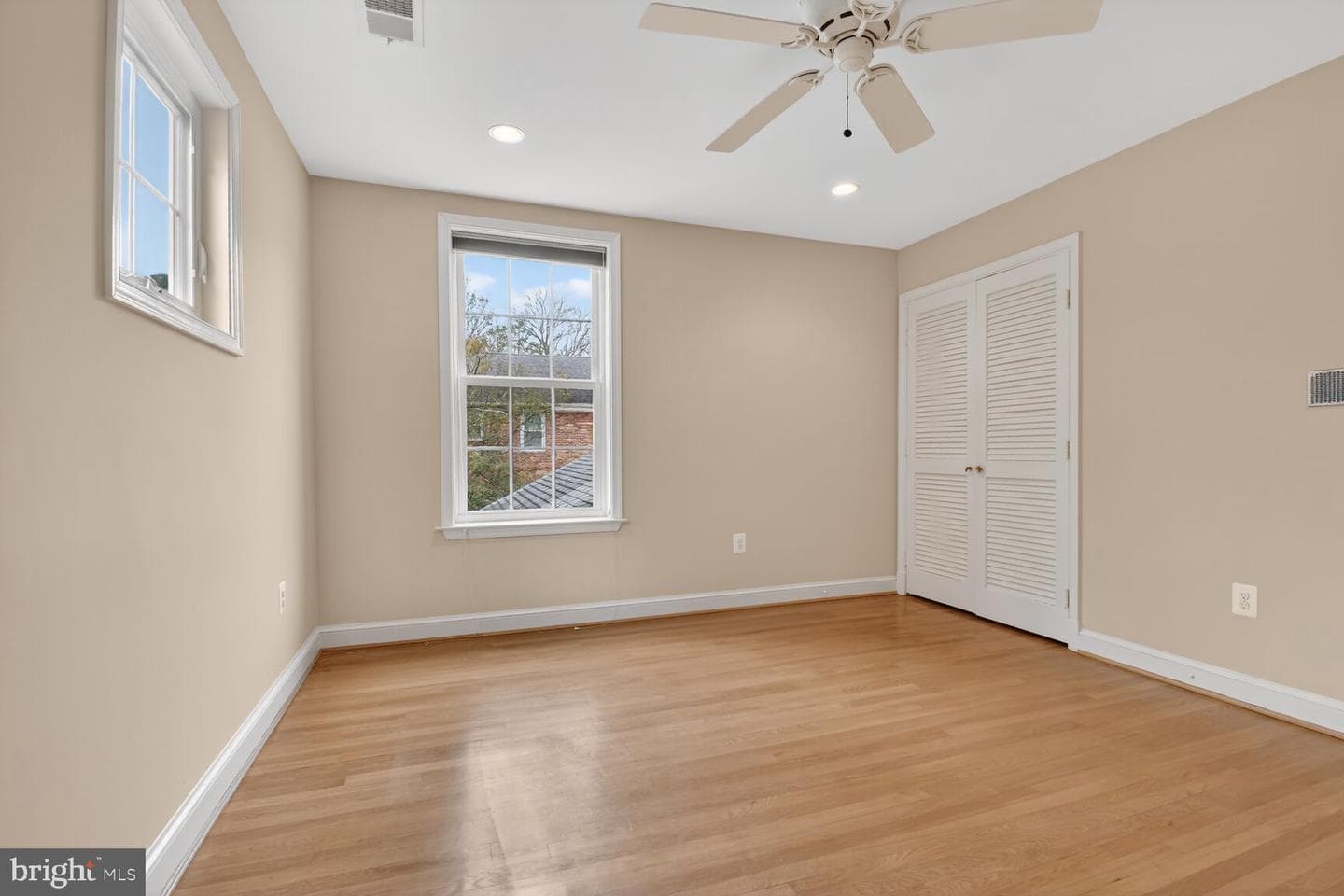 9325 Renshaw Drive photo 35