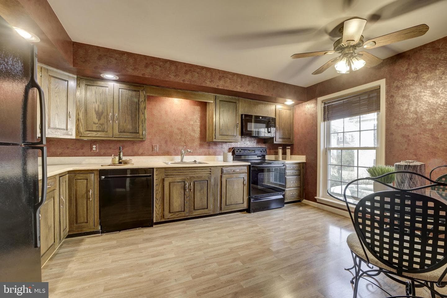 10902 Wickshire Way #f photo 10