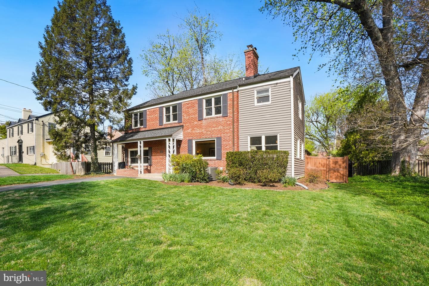 1303 Ballard Street