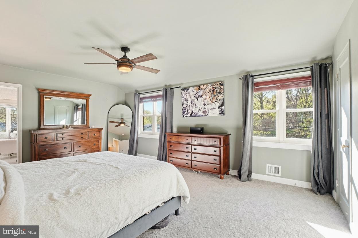 1303 Ballard Street photo 30