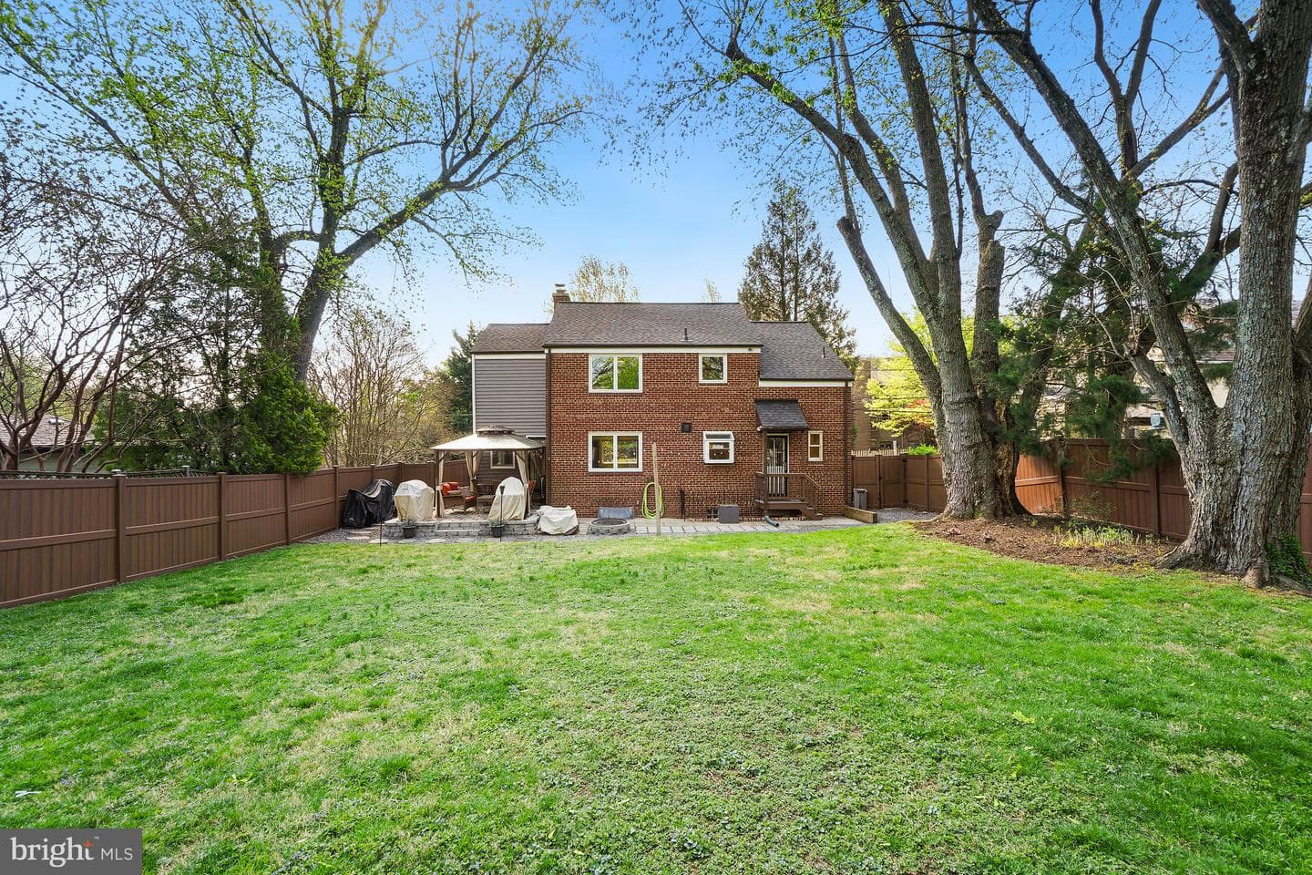 1303 Ballard Street photo 4