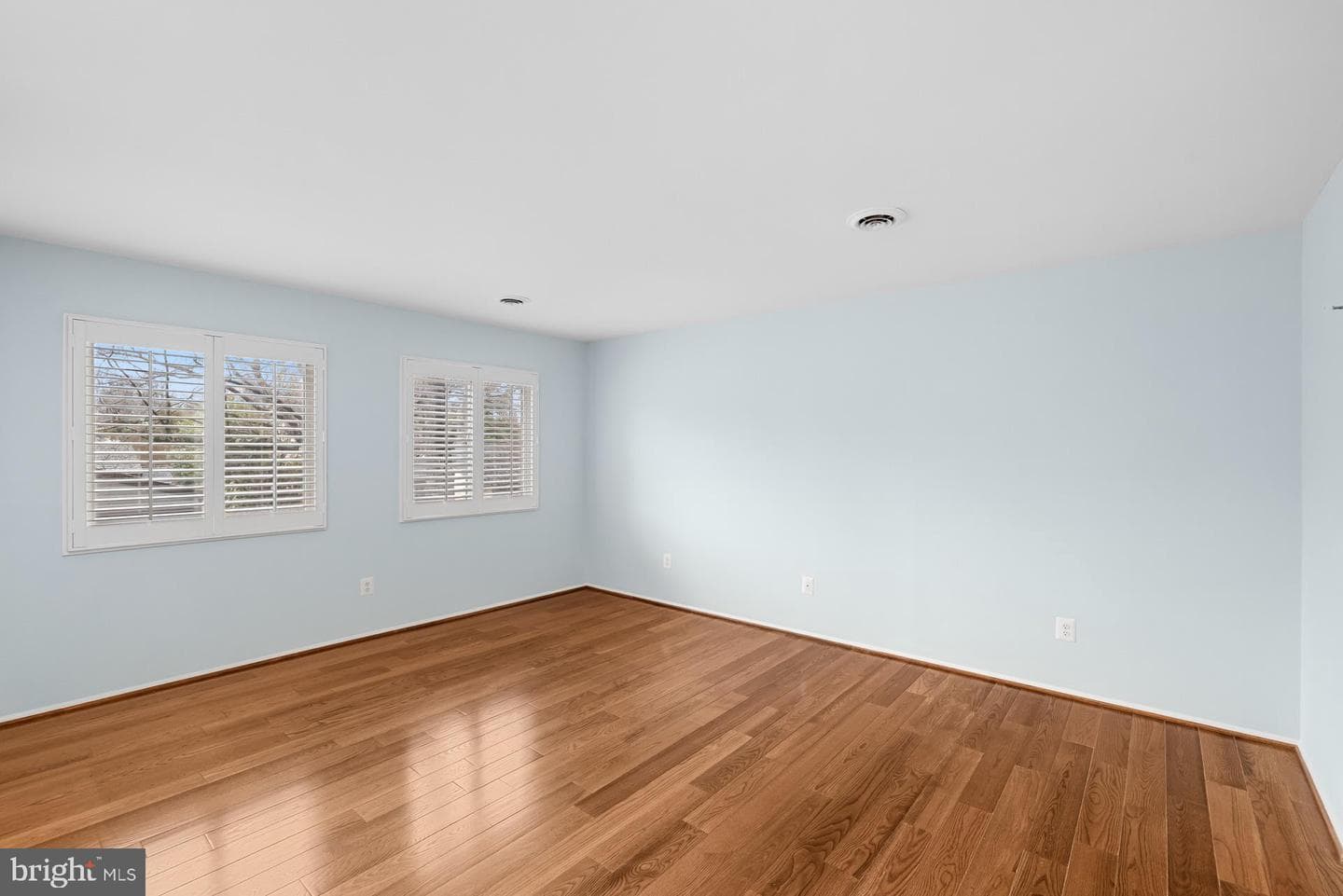 6309 Friendship Court photo 40