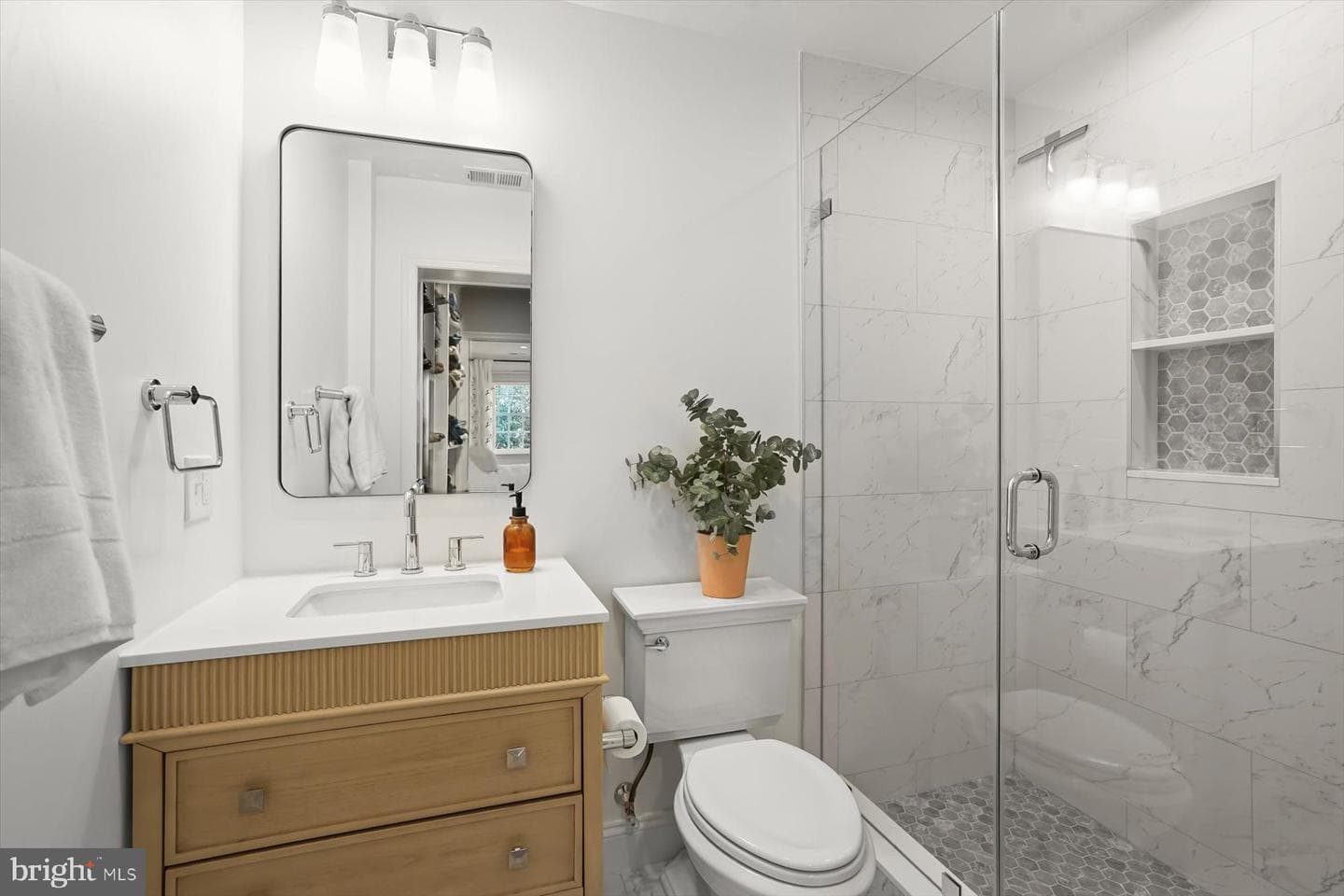 5706 Rockmere Drive photo 22