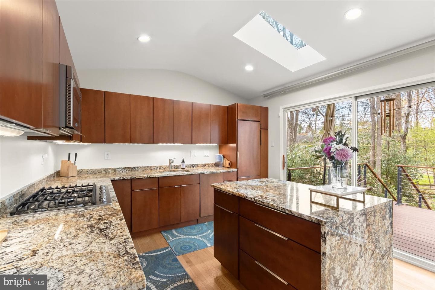 8104 Fenway Road photo 9