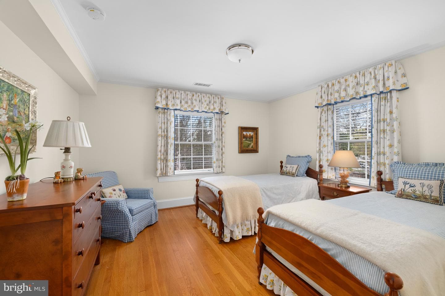 112 Summerfield Road photo 25
