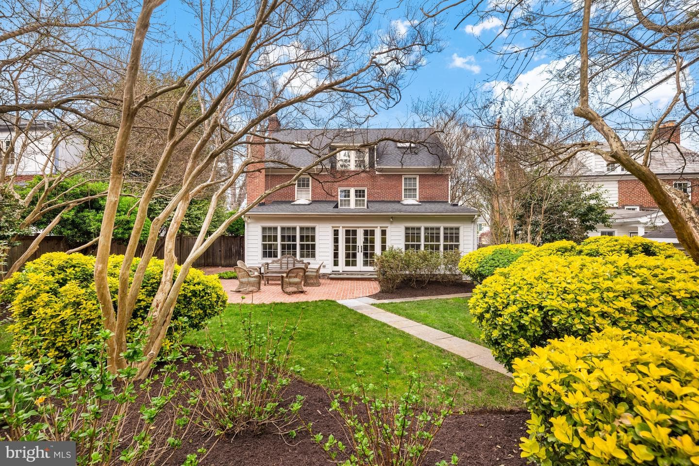 112 Summerfield Road photo 39