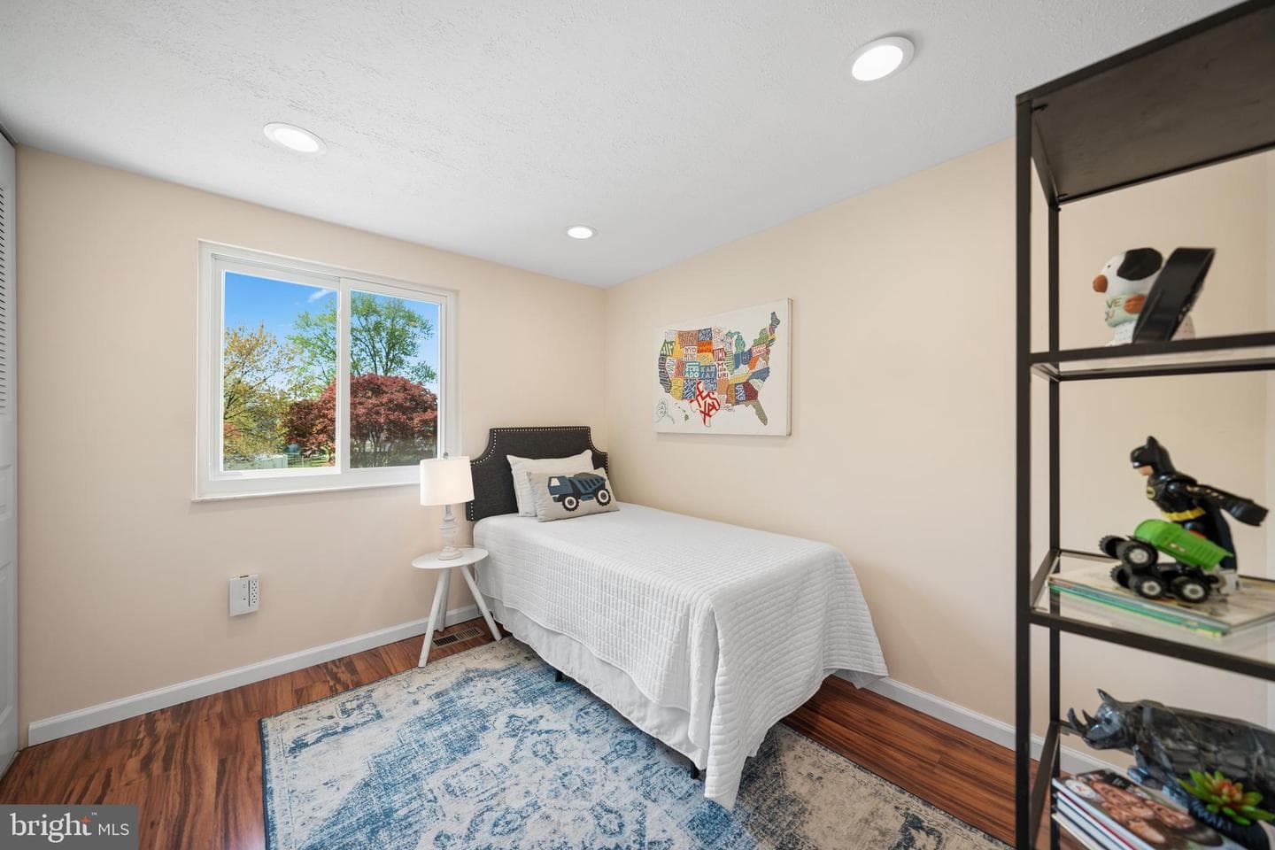 19517 Laguna Drive photo 15
