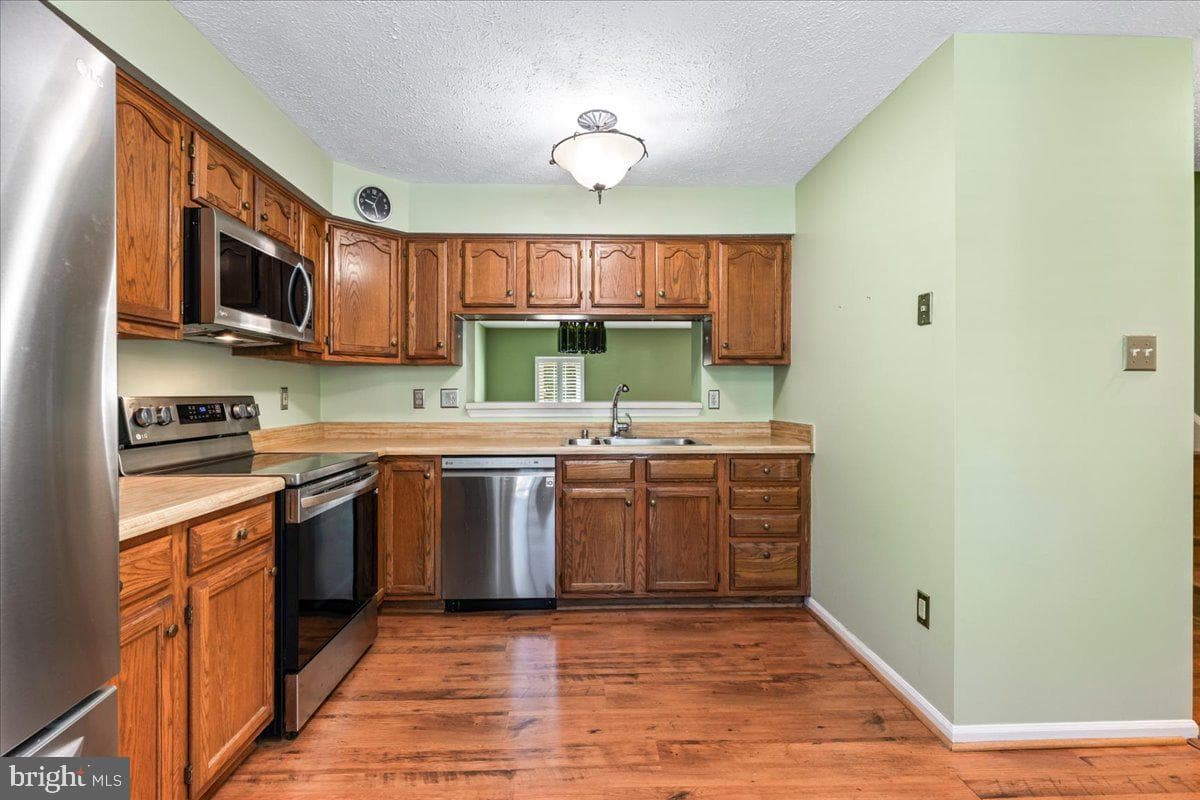 20540 Lowfield Drive photo 18