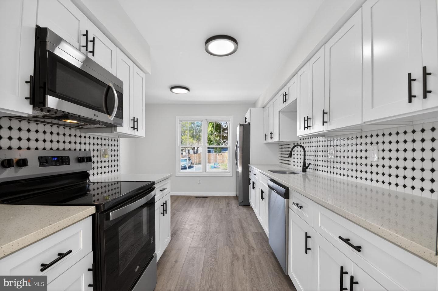 18223 Smoke House Court photo 3