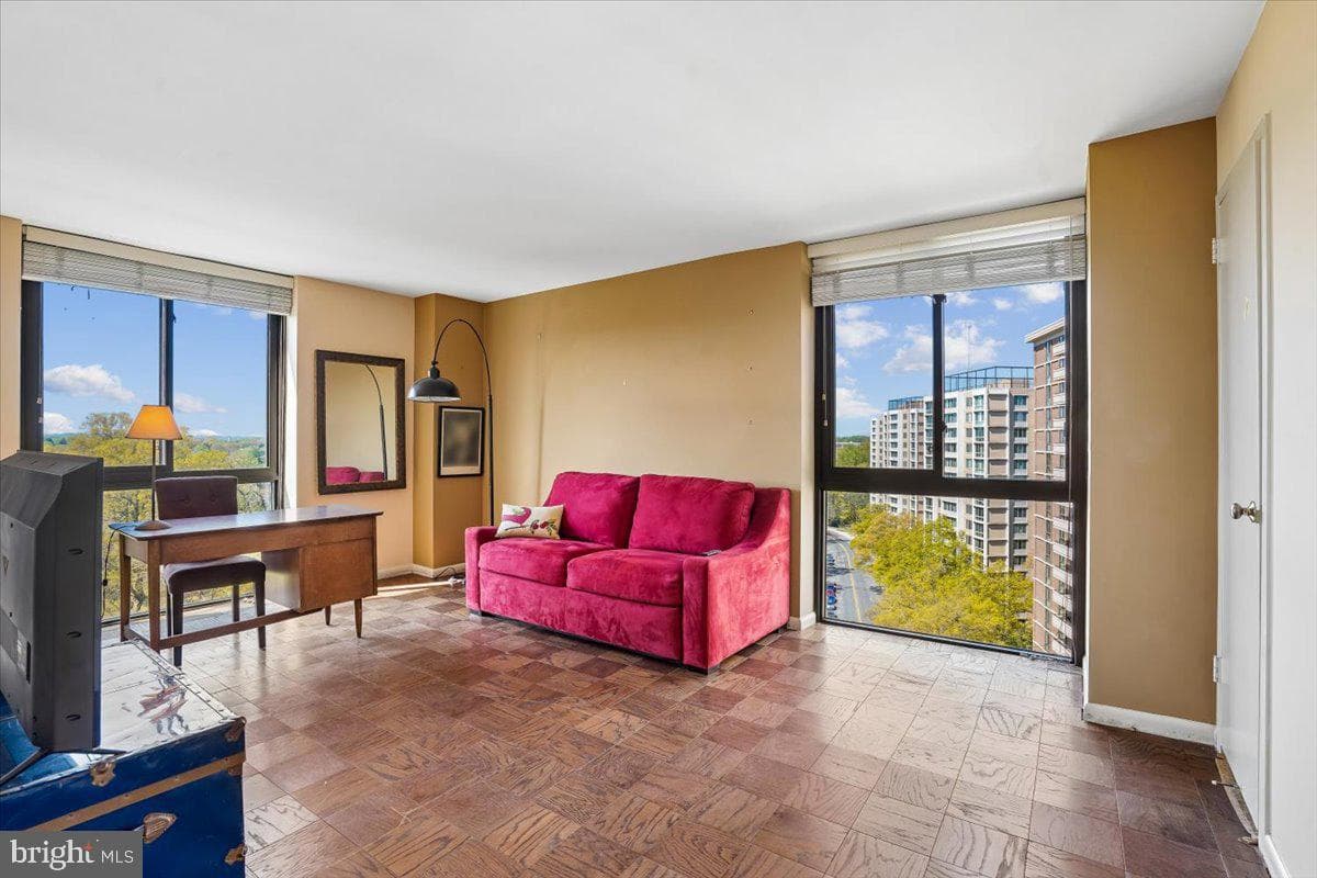 4620 N Park Avenue #1205 E photo 21