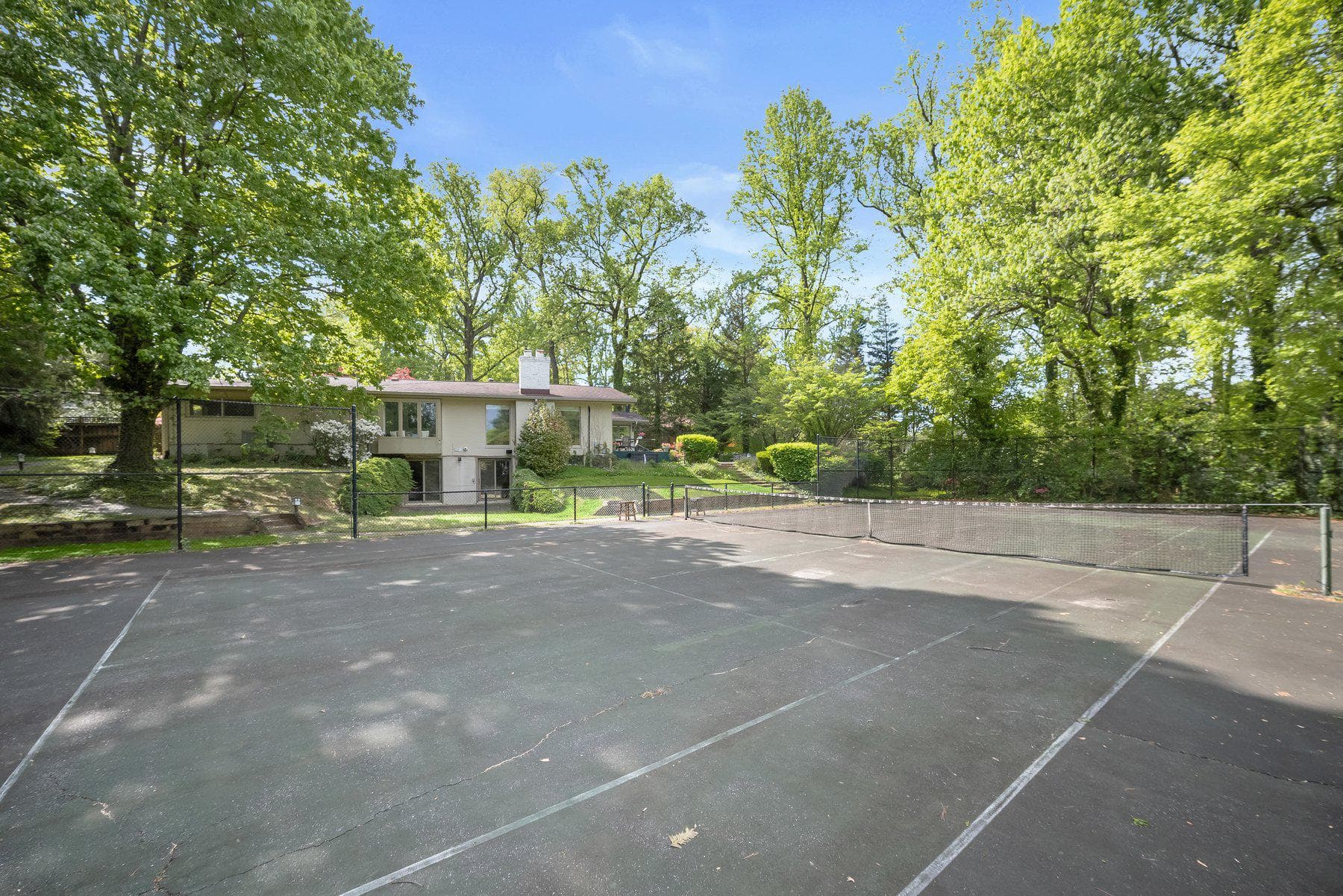 7104 Oak Forest Lane photo 37