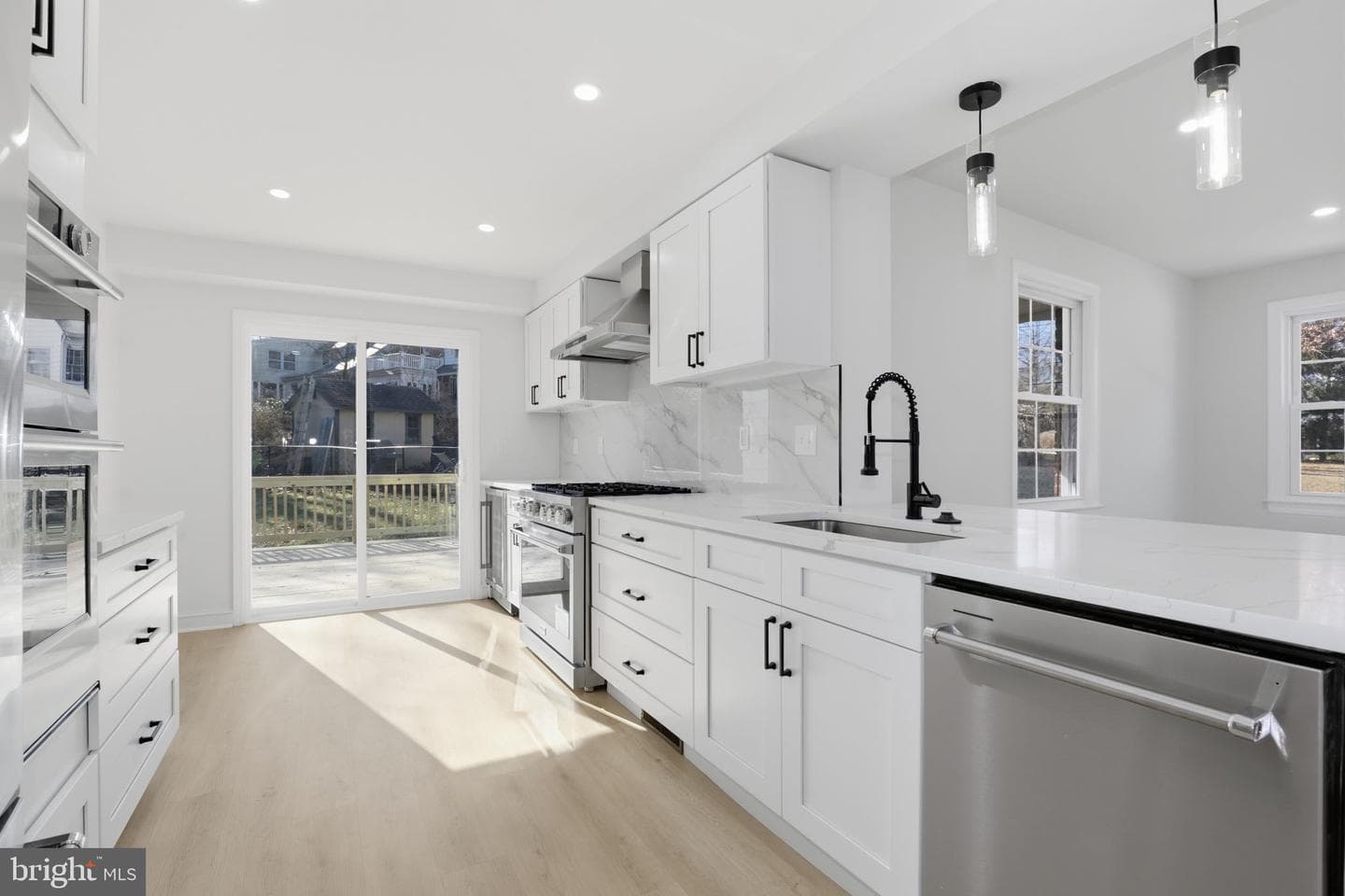 311 Ellsworth Drive photo 14