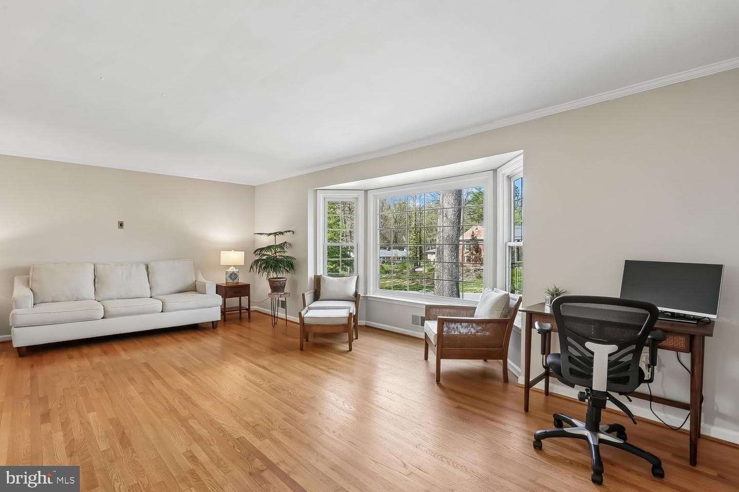 14338 Chesterfield Road photo 5