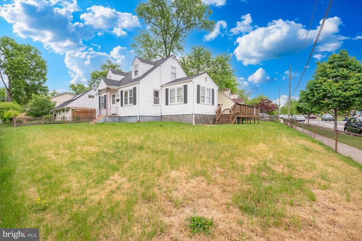 9813 Braddock Road photo 48