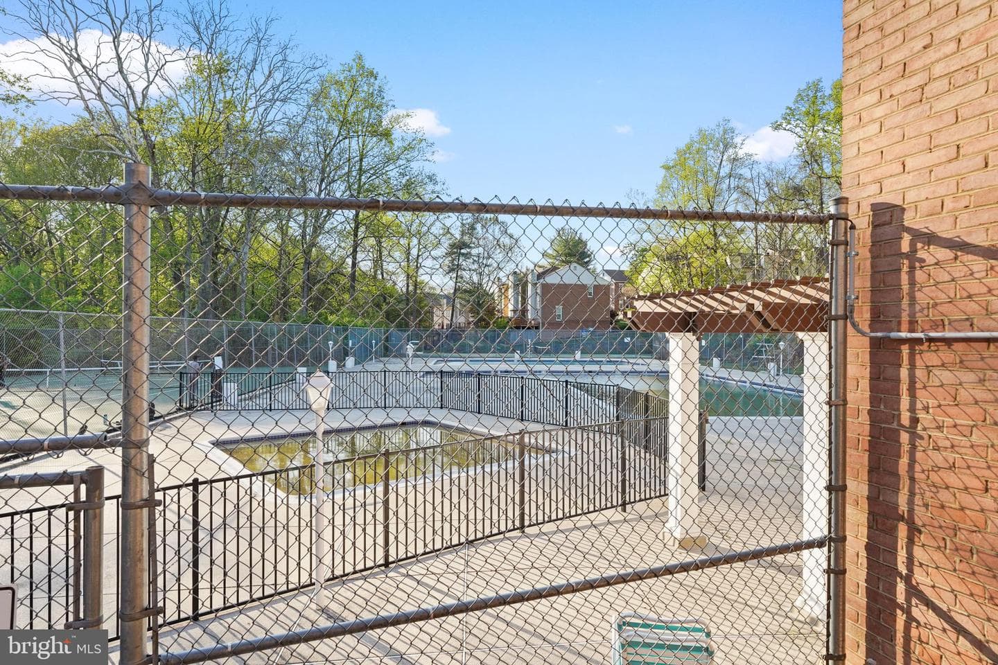10630 Montrose Avenue #104 photo 31